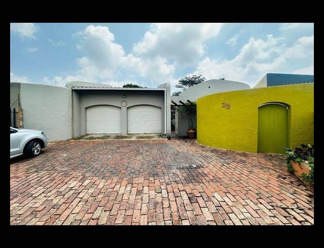 4 BEDROOM FREEHOLD FOR SALE IN VERWOERDPARK